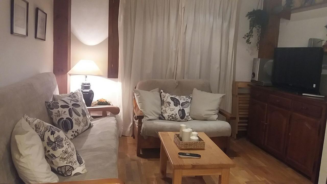 Apartamentos Tanau บาเกย์รา-เบเรต ภายนอก รูปภาพ