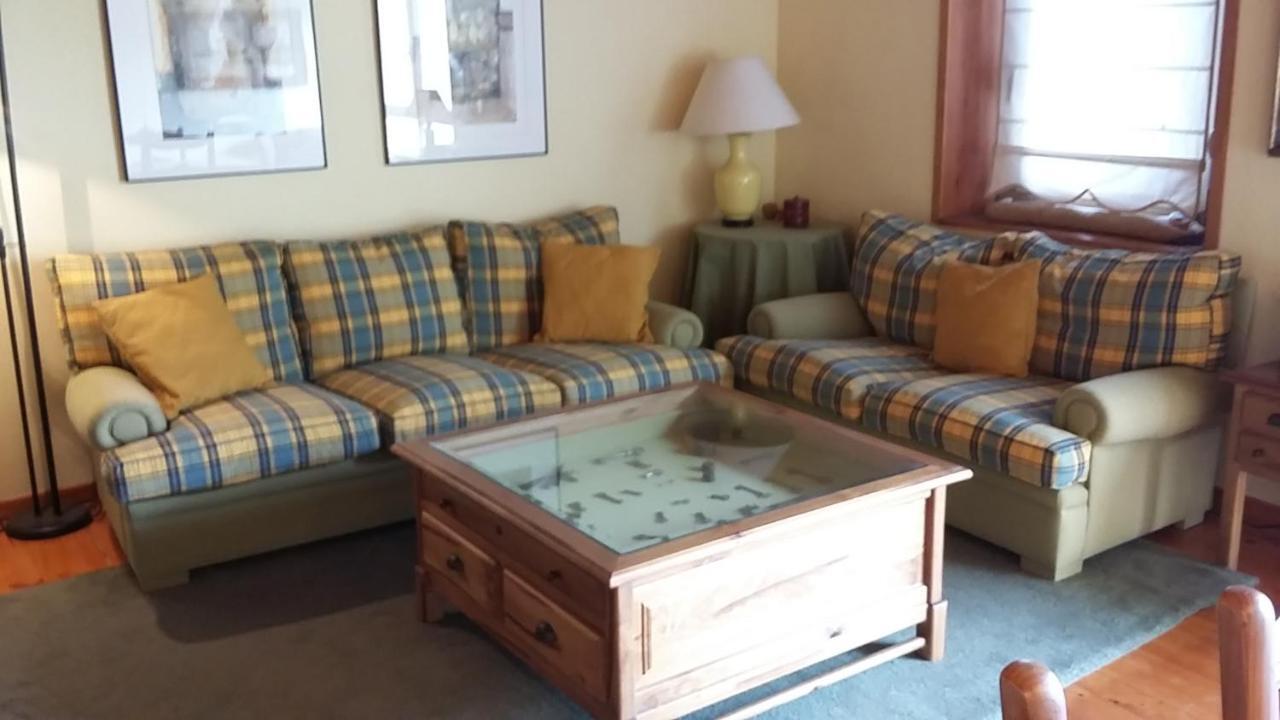 Apartamentos Tanau บาเกย์รา-เบเรต ภายนอก รูปภาพ
